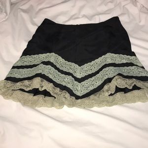 Like New! Lace Betsy Johnson skirt